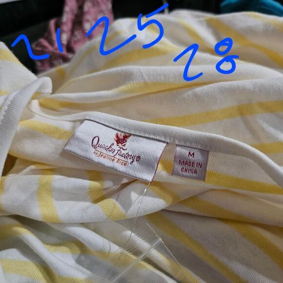 Whimsical yellow stripe butterfly collar quacker factory top - Picture 4 of 4